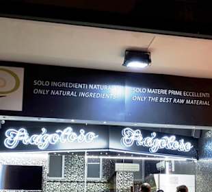 Direkt am Eingang der Einkaufsmeile