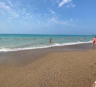 Strand Side