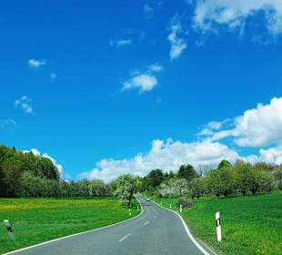 Entlang der romantischen Burgenstraße Fränkischen Schweiz
