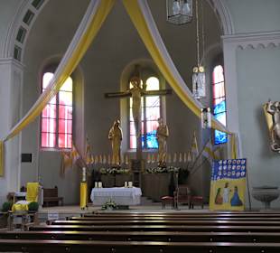 In der Kirche St. Michael und Johannes der Täufer