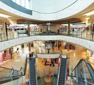 Impressionen vom Rundgang durch die Galerie