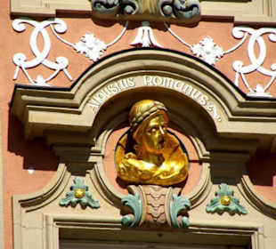 Häuser Verzierungen vom feinsten