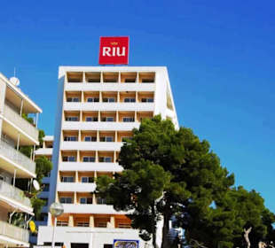 RIU über RIU