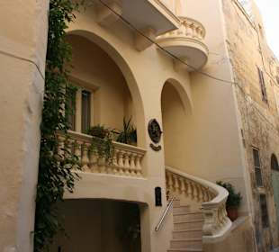 Hausansicht in einer stillen Gasse