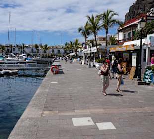 Hafen Puerto Mogen