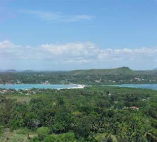 Die beste Aussicht über Bohol, bei Tag und Nacht.