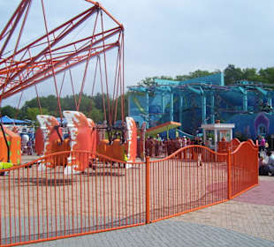 Viele Fahrgeschäfte