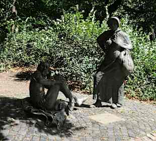 Figurengruppe „Teufel und Marktfrau“ am Lousberg