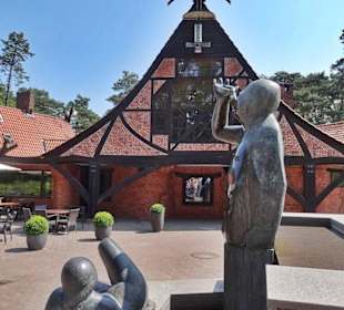 Große Kunstschau und Café Worpswede