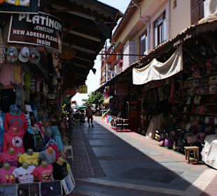 Coup d'oeil sur une rue, d'Alanya