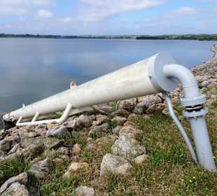 Pumpstation zum Wasserausgleich zwischen den Seen
