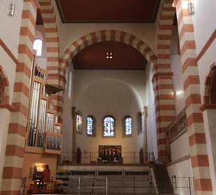 Blick in den westlichen Chorraum