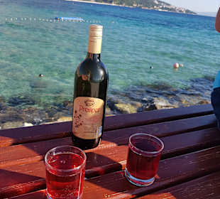 Strand Omis