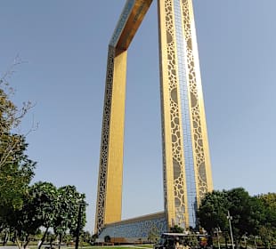 The Dubai Frame