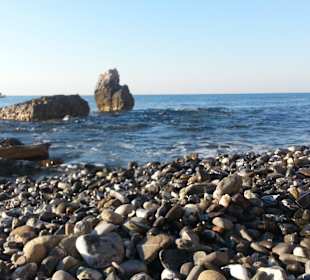 Rechte Seite vom Strand, sehr Kiesig