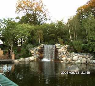 Wasserfall im Park