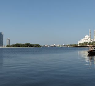Entlang der Corniche, Sharjah