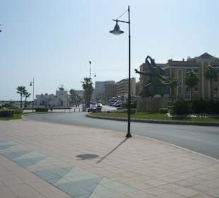 Straße vor der Promenade