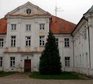 Zespół Klasztorny oo. Misjonarzy w Siemiatyczach.