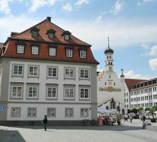 Blick auf den Rathausplatz
