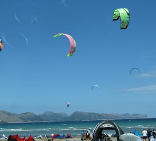 Kitesurfer
