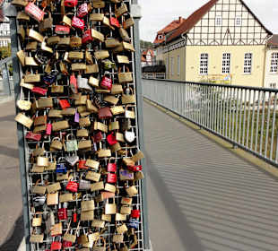 Liebesschlösser an der Fuldabrücke