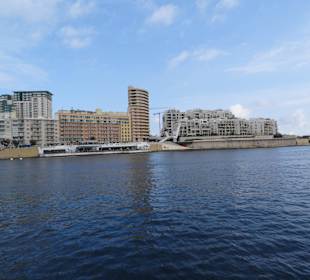 Unterwegs im Hafengebiet von Valletta