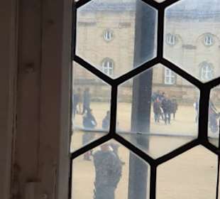 Mal genau die Fenster ansehen 