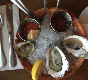 MatuNuck Oyster Bar