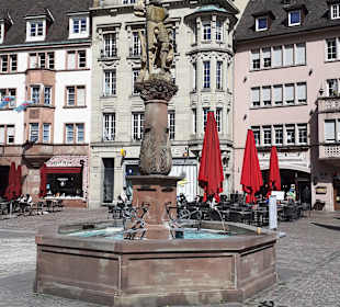 Fontaine du Hallebardier