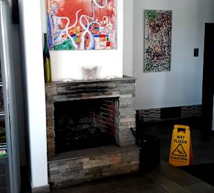 Lobby Cafe & Bar
