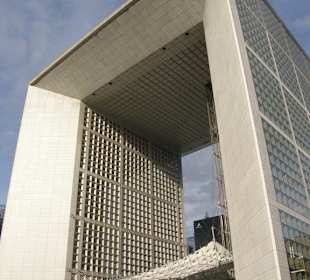 Grande Arche de la Fraternité