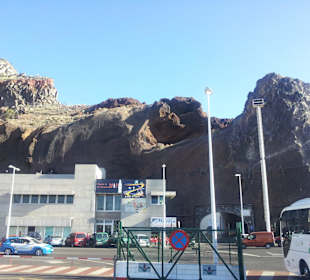 Auf La Gomers vor den Hafen