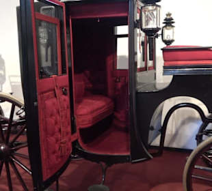 Fürstlicher Marstall