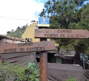 Weg zur Calderaumrundung