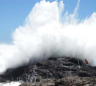Überrascht von Riesenwelle