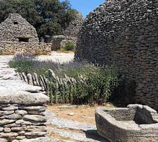 Das Dorf der Trockensteinbauten