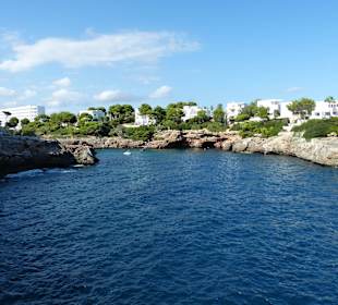 Ausblick von den Klippen rund ums Hotel PrimaSol Cala D'Or G