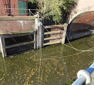 Einfahrt zum Sielbauwerk Ditzum