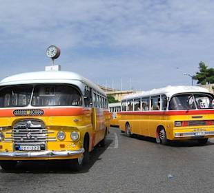 Oldtimer-Busse