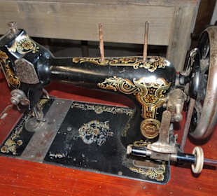 Ausstellung in der Remise der Windmühle Varel