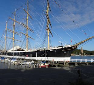 Beeindruckende  "PASSAT"  im Travemünder Hafen