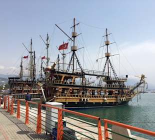 Kultur/Stadtbesichtigung - Alanya Hafen 