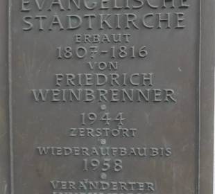 Die ev. Stadtkirche am Karlsruher Marktplatz