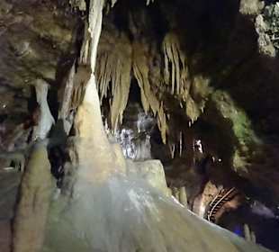 Rundgang durch die Teufelshöhle