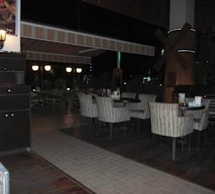 Aussenbereich Redi's Restaurant