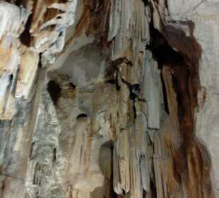 Dim Höhle