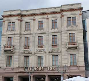 Blick zum Einkaufszentren Ettlinger Tor