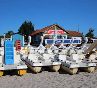 Tretbootverleih Sandstrand Drei