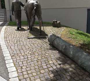 Rathaus Unteriflingen